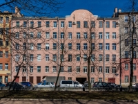 Vasilieostrovsky district, Opochinina st, house 3. Apartment house