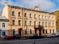 Vasilieostrovsky district, st 13-ya liniya v.o., house 24. Apartment house