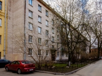 Vasilieostrovsky district, 13-ya liniya v.o. st, 房屋 56. 公寓楼