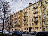 Vasilieostrovsky district, 13-ya liniya v.o. st, house 58-60. Apartment house