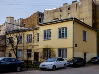 Vasilieostrovsky district, st 13-ya liniya v.o., house 80/2. multi-purpose building