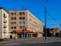 Vasilieostrovsky district, Nakhimov st, 房屋 14. 公寓楼