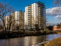 Vasilieostrovsky district, Naberezhnaya reki smolenki st, 房屋 35 к.1. 公寓楼