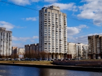 Vasilieostrovsky district, Novosmolenskaya embankment, 房屋 8. 公寓楼