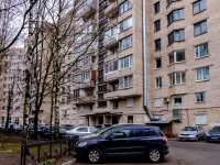 Vasilieostrovsky district,  , 房屋 4. 公寓楼