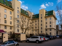Vasilieostrovsky district,  , house 10. Apartment house