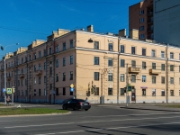 Vasilieostrovsky district,  , 房屋 17. 公寓楼