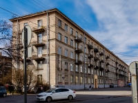 Vasilieostrovsky district,  , 房屋 22. 公寓楼