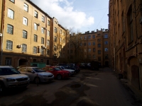 Vyiborgsky district, Smolyachkova st, house 15. Apartment house