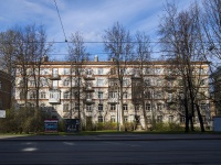 neighbour house: avenue. Engels, house 46. Apartment house