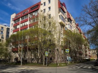 Vyiborgsky district, Engels avenue, house 50. Apartment house