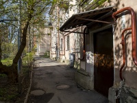 Vyiborgsky district, Engels avenue, house 60. Apartment house