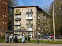 neighbour house: avenue. Engels, house 61. Apartment house