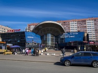 Выборгский район, торговый центр "Пактор", Энгельса проспект, дом 113 к.1