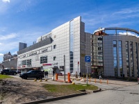 Выборгский район, торгово-развлекательный комплекс "Вояж", Энгельса проспект, дом 124 к.1