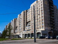 Vyiborgsky district, Engels avenue, 房屋 128. 公寓楼