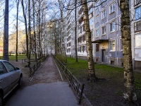 Vyiborgsky district, Engels avenue, 房屋 121 к.2. 公寓楼