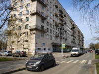Тореза проспект, house 32. многоквартирный дом