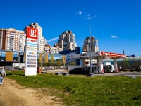 Выборгский район, автозаправочная станция "Лукойл", улица Есенина, дом 21