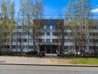 Выборгский район, поликлиника Городская поликлиника №99, улица Есенина, дом 38 к.1