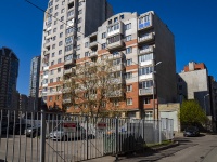 Выборгский район, Луначарского проспект, дом 52 к.1. многоквартирный дом