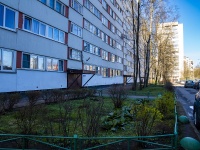 Выборгский район, Луначарского проспект, дом 70 к.2. многоквартирный дом