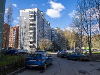 Выборгский район, Художников проспект, дом 3 к.2. многоквартирный дом