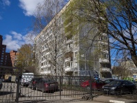 соседний дом: пр-кт. Художников, дом 3 к.2. многоквартирный дом