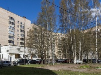 Выборгский район, Художников проспект, дом 9 к.1. многоквартирный дом