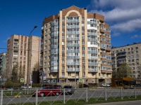 Выборгский район, Художников проспект, дом 12. многоквартирный дом