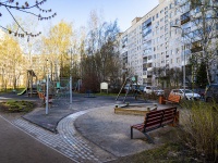 Выборгский район, Художников проспект, дом 18 к.1. многоквартирный дом