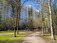 Выборгский район, улица Композиторов, дом 1 к.1. многоквартирный дом