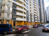 Выборгский район, улица Композиторов, дом 12 ЛИТ Б. многоквартирный дом