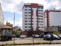 Выборгский район, улица Композиторов, дом 33Б. гараж / автостоянка