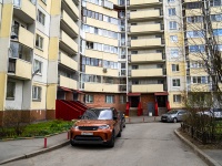Выборгский район, улица Хошимина, дом 12. многоквартирный дом