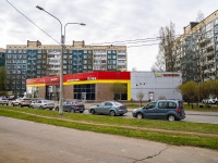 Выборгский район, Суздальский проспект, дом 7. универсам