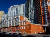 Выборгский район, Жилой комплекс "Байрон", улица Кустодиева, дом 7 к.1 СТР 1