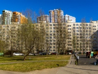 Выборгский район, улица Кустодиева, дом 12. многоквартирный дом