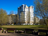 Выборгский район, улица Кустодиева, дом 17. многоквартирный дом