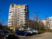 Выборгский район, улица Кустодиева, дом 17. многоквартирный дом