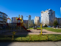 Выборгский район, улица Кустодиева, дом 17. многоквартирный дом
