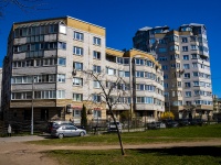 Выборгский район, улица Кустодиева, дом 17. многоквартирный дом