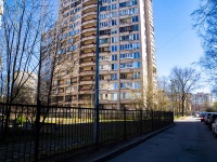 Выборгский район, улица Кустодиева, дом 22. многоквартирный дом