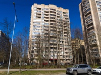 Выборгский район, улица Кустодиева, дом 22. многоквартирный дом