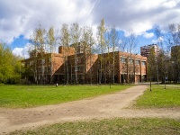 Выборгский район, школа Средняя школа №558 , улица Симонова, дом 8 к.2