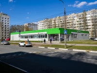 Выборгский район, Сиреневый бульвар, дом 6. супермаркет