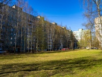 Выборгский район, Сиреневый бульвар, дом 22/26. многоквартирный дом
