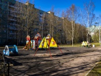 Выборгский район, Сиреневый бульвар, дом 22/26. многоквартирный дом