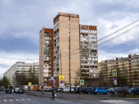 соседний дом: ул. Жени Егоровой, дом 3 к.1. многоквартирный дом
