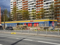 Выборгский район, Просвещения проспект, дом 22А. торговый центр